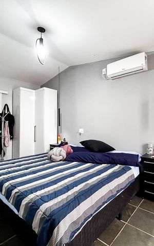 Casa à venda com 196m², 4 quartos e sem vaga Casa à venda com 196m², 4 quartos e sem vagaSuíte