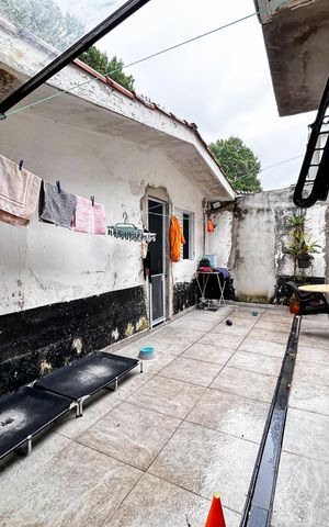 Casa à venda com 196m², 4 quartos e sem vaga Casa à venda com 196m², 4 quartos e sem vagaQuintal