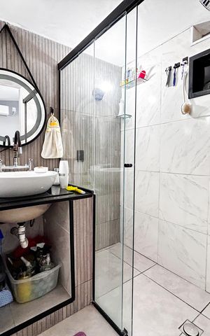 Casa à venda com 196m², 4 quartos e sem vaga Casa à venda com 196m², 4 quartos e sem vagaBanheiro da Suíte