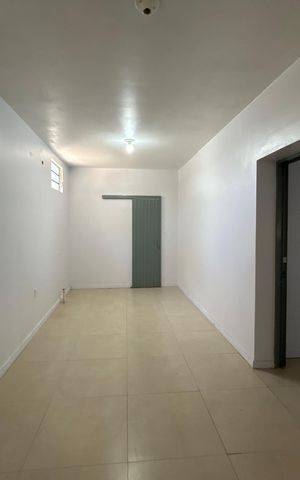 Casa à venda com 163m², 3 quartos e 2 vagasSuíte 2