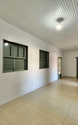 Casa à venda com 163m², 3 quartos e 2 vagasSala
