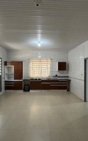 Casa à venda com 163m², 3 quartos e 2 vagasCozinha