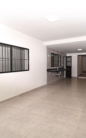 Casa à venda com 280m², 5 quartos e 2 vagas Casa à venda com 280m², 5 quartos e 2 vagasCozinha