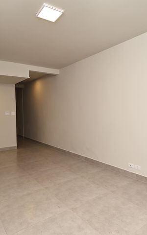 Casa à venda com 280m², 5 quartos e 2 vagas Casa à venda com 280m², 5 quartos e 2 vagasSala