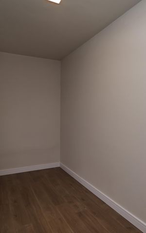 Casa à venda com 280m², 5 quartos e 2 vagas Casa à venda com 280m², 5 quartos e 2 vagasQuarto 3