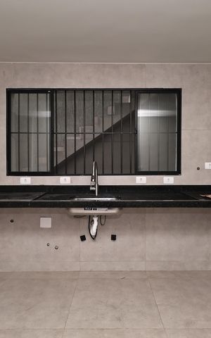 Casa à venda com 280m², 5 quartos e 2 vagas Casa à venda com 280m², 5 quartos e 2 vagasCozinha