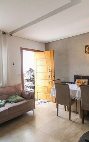Casa à venda com 73m², 2 quartos e 1 vaga Casa à venda com 73m², 2 quartos e 1 vagaSala/Cozinha