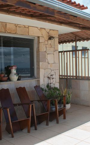 Apartamento à venda com 170m², 3 quartos e 2 vagas Apartamento à venda com 170m², 3 quartos e 2 vagasCobertura