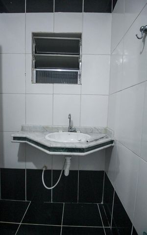 Casa à venda com 200m², 3 quartos e 2 vagasBanheiro da Suíte 2