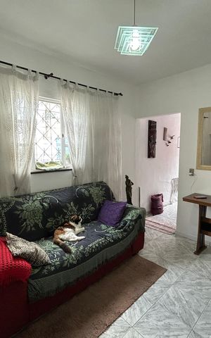 Casa à venda com 280m², 4 quartos e sem vagaSala