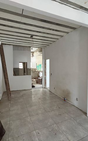Casa à venda com 280m², 4 quartos e sem vagaSala casa 2