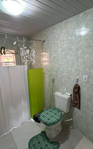 Casa à venda com 280m², 4 quartos e sem vagaBanheiro