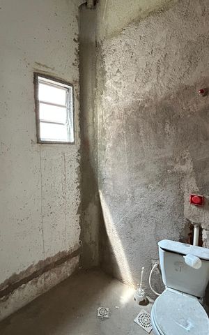 Casa à venda com 280m², 4 quartos e sem vagaBanheiro casa 2
