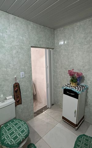 Casa à venda com 280m², 4 quartos e sem vagaBanheiro