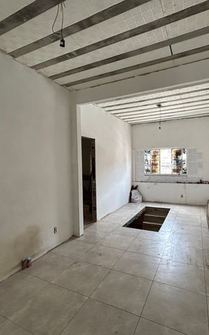 Casa à venda com 280m², 4 quartos e sem vagaSala casa 2
