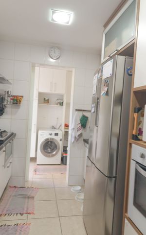 Casa de condomínio à venda com 200m², 4 quartos e 5 vagas