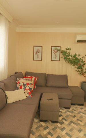 Casa de condomínio à venda com 200m², 4 quartos e 5 vagas