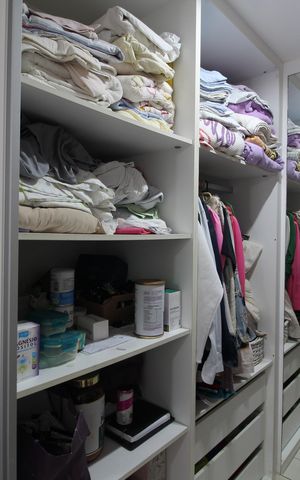 Casa de condomínio à venda com 166m², 4 quartos e 2 vagasQuarto 3 - Closet
