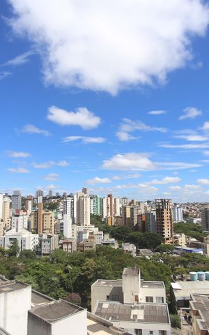 Apartamento à venda com 142m², 2 quartos e 3 vagasCobertura