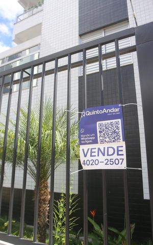 Apartamento à venda com 142m², 2 quartos e 3 vagasPlaca
