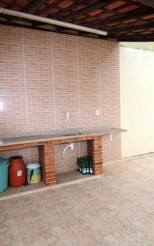 Casa à venda com 400m², 4 quartos e 1 vagaChurrasqueira