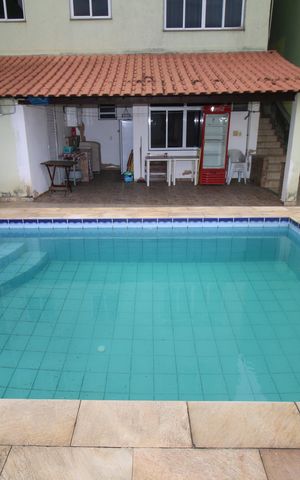 Casa à venda com 400m², 4 quartos e 1 vagaPiscina