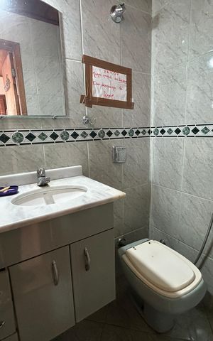 Casa à venda com 145m², 4 quartos e 1 vagaBanheiro 3