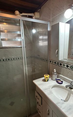 Casa à venda com 145m², 4 quartos e 1 vagaBanheiro 3