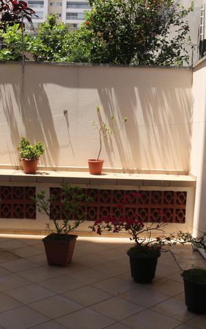 Apartamento à venda com 160m², 3 quartos e 2 vagasQuintal