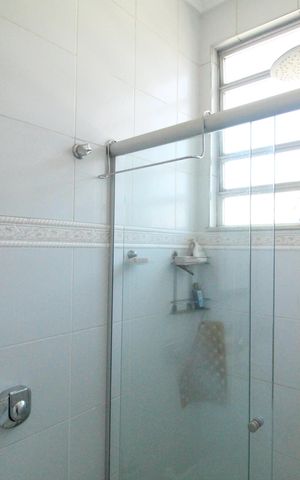 Apartamento para alugar com 100m², 3 quartos e 1 vagaBanheiro da suíte