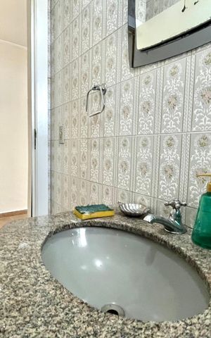 Casa à venda com 219m², 3 quartos e 2 vagas Casa à venda com 219m², 3 quartos e 2 vagasLavabo