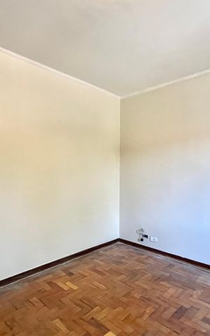 Casa à venda com 219m², 3 quartos e 2 vagas Casa à venda com 219m², 3 quartos e 2 vagasSuite