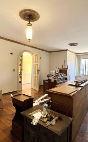 Casa à venda com 219m², 3 quartos e 2 vagas Casa à venda com 219m², 3 quartos e 2 vagasSala