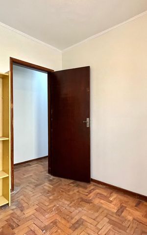Casa à venda com 219m², 3 quartos e 2 vagas Casa à venda com 219m², 3 quartos e 2 vagasQuarto 3