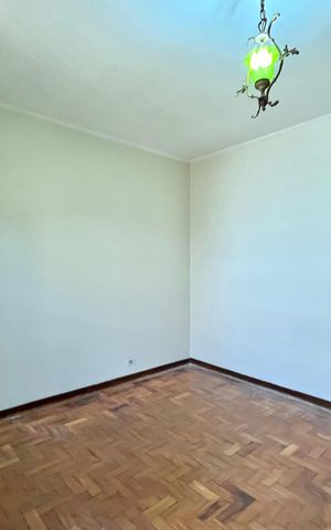 Casa à venda com 219m², 3 quartos e 2 vagas Casa à venda com 219m², 3 quartos e 2 vagasQuarto 2