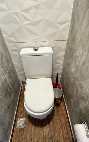 Apartamento à venda com 176m², 4 quartos e 3 vagas Apartamento à venda com 176m², 4 quartos e 3 vagasLavabo