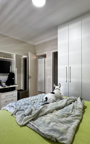 Apartamento à venda com 176m², 4 quartos e 3 vagas Apartamento à venda com 176m², 4 quartos e 3 vagasSuíte 2