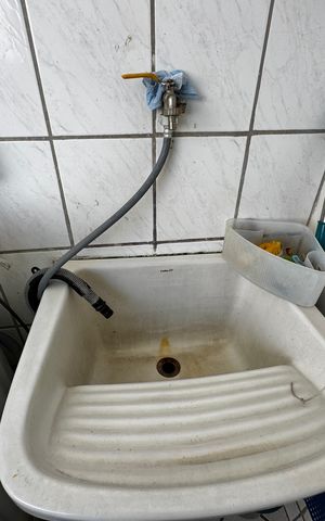 Apartamento à venda com 176m², 4 quartos e 3 vagas Apartamento à venda com 176m², 4 quartos e 3 vagasCozinha e Área de Serviço