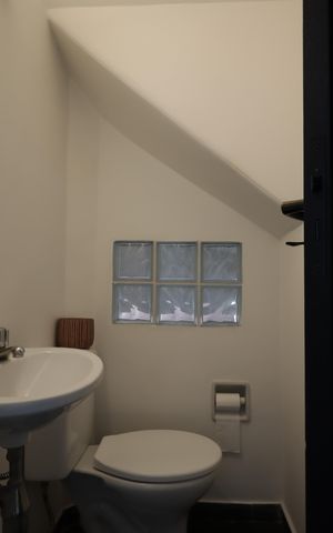 Casa à venda com 134m², 3 quartos e 2 vagasLavabo