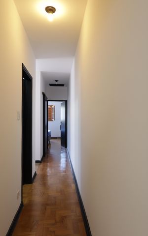 Casa à venda com 134m², 3 quartos e 2 vagasCorredor