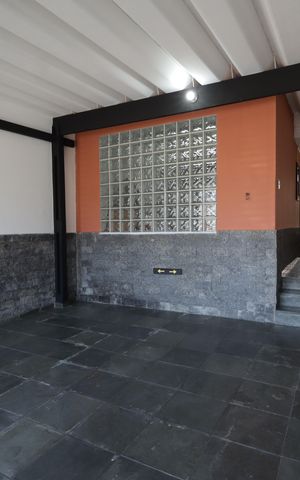Casa à venda com 134m², 3 quartos e 2 vagasGaragem
