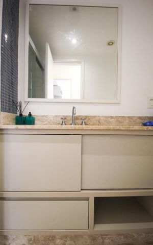 Apartamento à venda com 83m², 2 quartos e 2 vagasBanheiro
