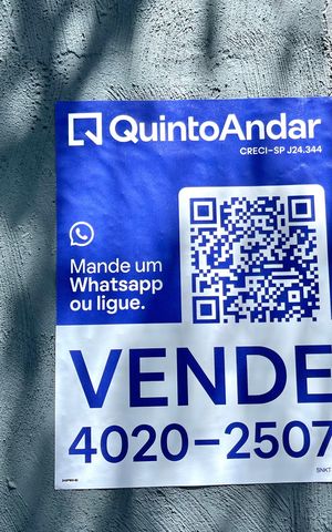 Casa à venda com 300m², 5 quartos e 3 vagas Casa à venda com 300m², 5 quartos e 3 vagasPlaquinha