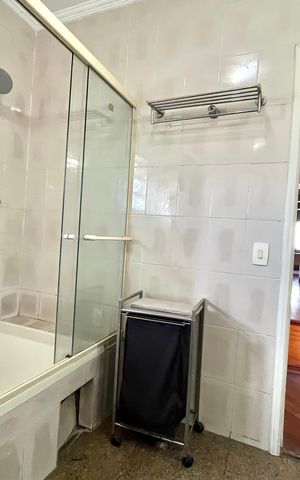 Casa à venda com 300m², 5 quartos e 3 vagas Casa à venda com 300m², 5 quartos e 3 vagasBanheiro da Suíte 1