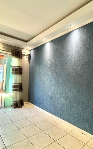 Casa à venda com 300m², 5 quartos e 3 vagas Casa à venda com 300m², 5 quartos e 3 vagasSuite 4