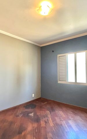 Casa à venda com 300m², 5 quartos e 3 vagas Casa à venda com 300m², 5 quartos e 3 vagasSuite 3