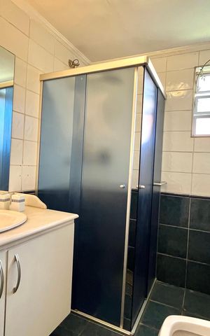 Casa à venda com 300m², 5 quartos e 3 vagas Casa à venda com 300m², 5 quartos e 3 vagasBanheiro da Suíte 2