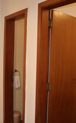 Casa de condomínio para alugar com 750m², 5 quartos e 6 vagasQuarto de serviço 