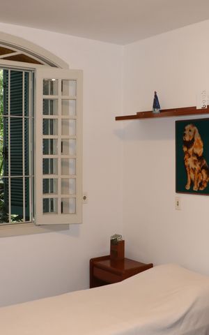 Casa de condomínio para alugar com 750m², 5 quartos e 6 vagasQuarto 
