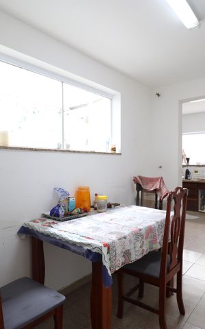 Casa à venda com 143m², 3 quartos e 1 vagaCopa